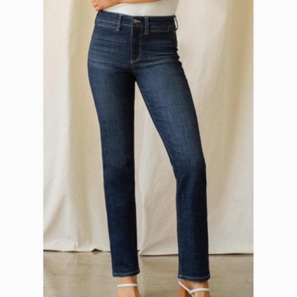 EUC Liverpool Los Angeles High Rise Straight Jeans Denim Size 2/26 Inseam 30”